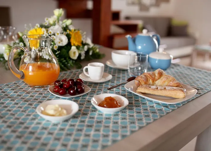 La Buona Creanza By Jdvacanze